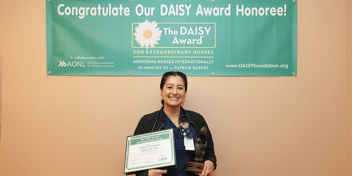 Ashley Coronado, MSN, RN, CEN, with DAISY award